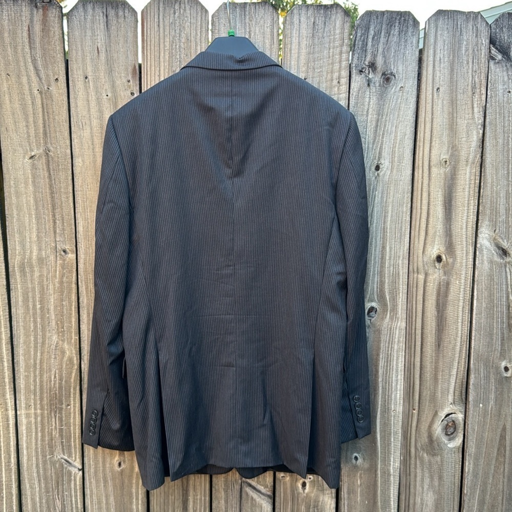 Jones New York dark gray pinstripe suit, size 44R - Picture 3 of 9